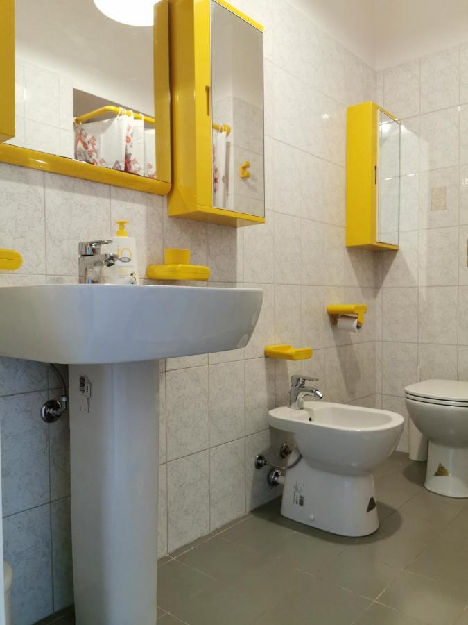 Casetta "Safilu2" 1 Min A Piedi Da M Lodi-Porta Romana Milan Bagian luar foto